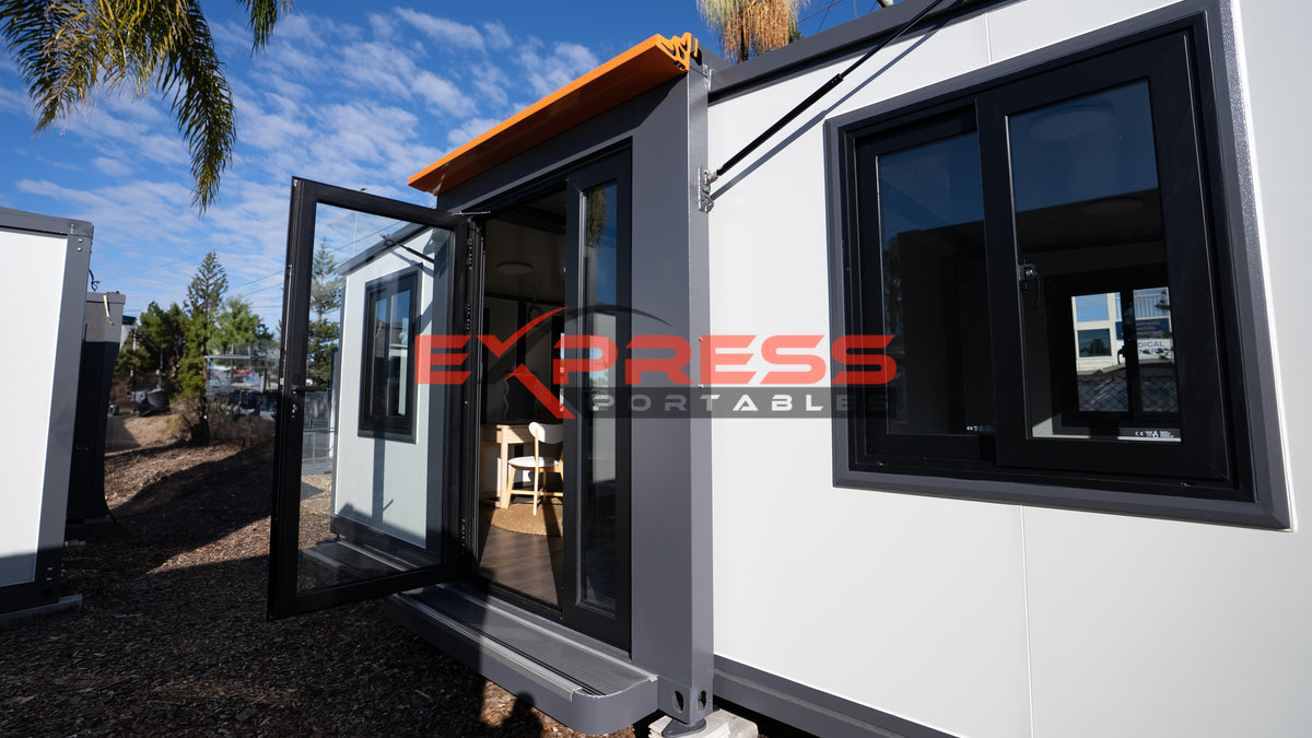 35m² Portable Expander - Middle Bathroom