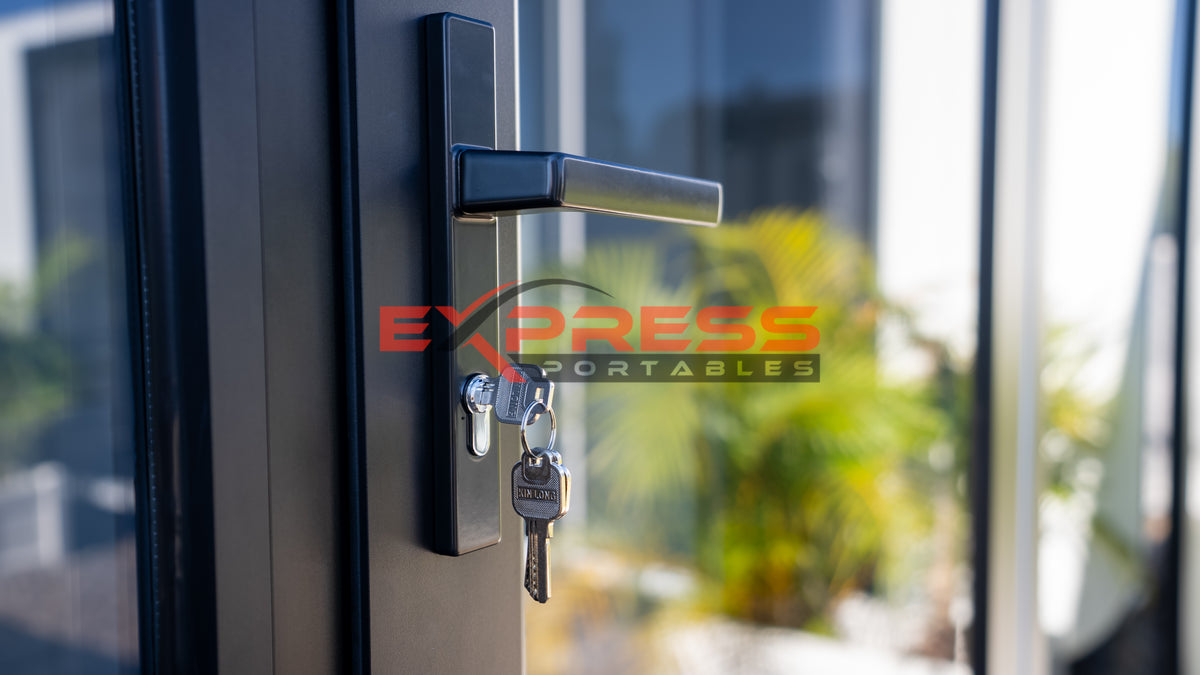 6m Spacee with Kitchenette & Bathroom