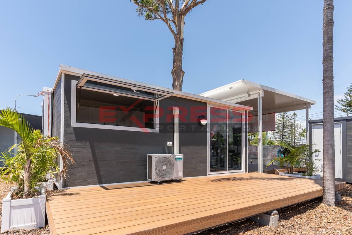 20ft Expander Home - Premium 1 Bed 1 Bath Glass Front - Flat Roof