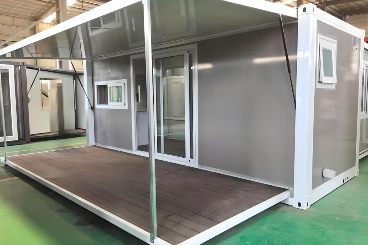 20ft Expander Home 1 Bath, Kitchenette Cabinetry & Decking