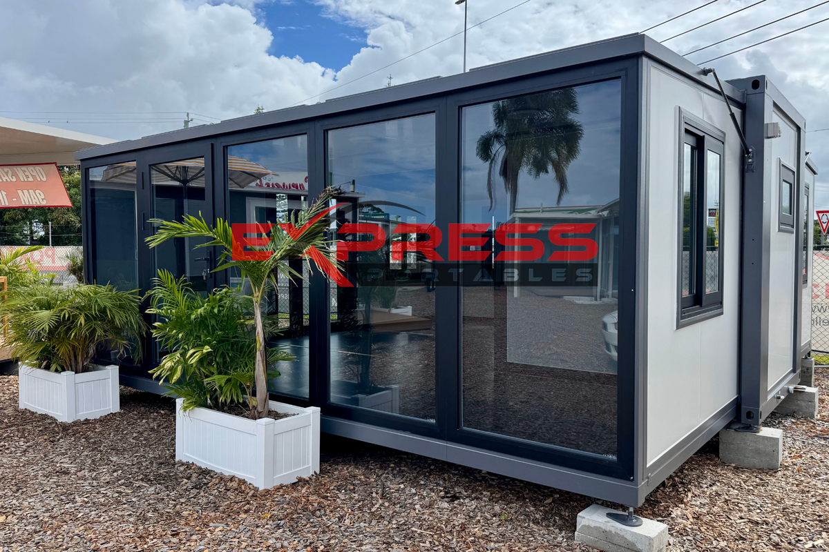 35m2 Expander Building Open Plan Glass Side