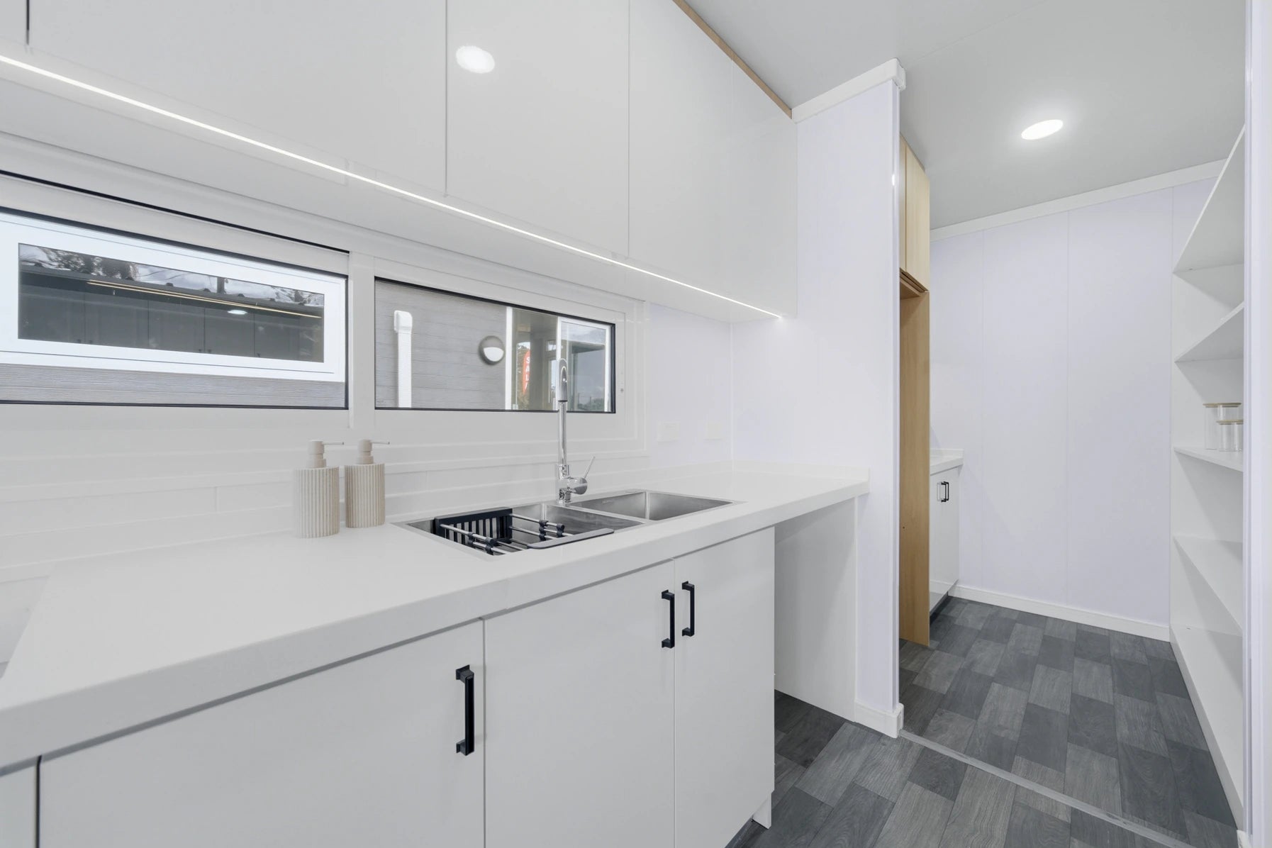 40ft Designer Range Expander - 2 Bed + WIR